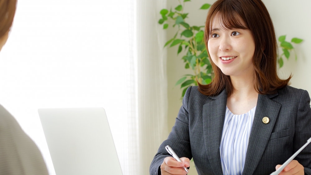 弁護士監修と弁護士運営の退職代行の違い