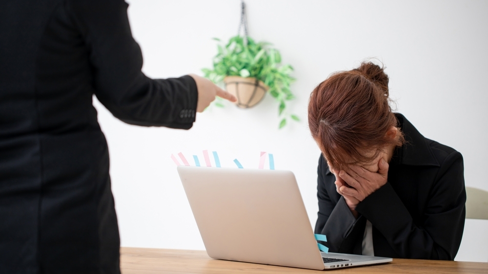 退職代行を使うと会社から嫌がらせや仕返しをされる？注意点や対処法を解説